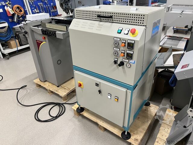 Buchbindereimaschine CMC Italia Q Finish Crater 20 Book Press with joint forming