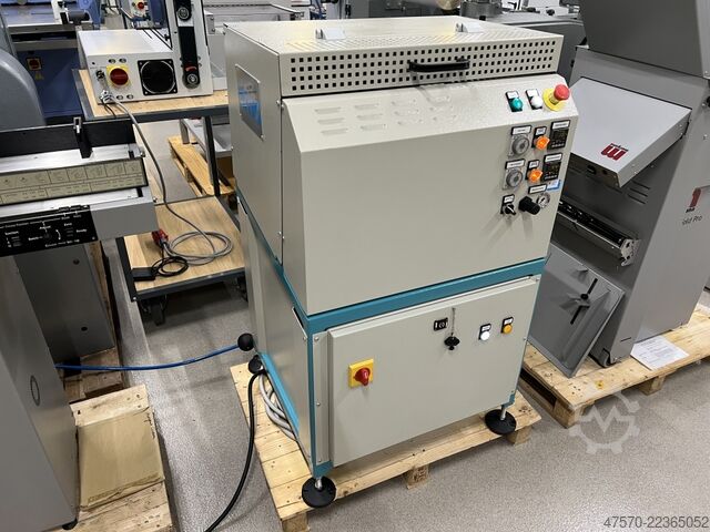 Buchbindereimaschine CMC Italia Q Finish Crater 20 Book Press with joint forming