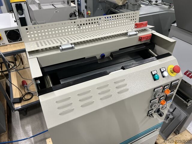 Buchbindereimaschine CMC Italia Q Finish Crater 20 Book Press with joint forming