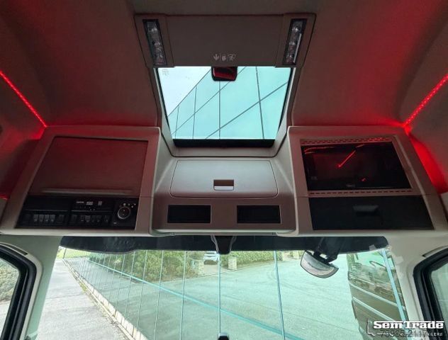 Standard SZM VOLVO FH 500 6X2 RETARDER FULL AIR EURO 6 D ONLY 612.0