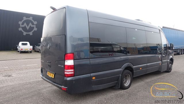 Reisebus MERCEDES-BENZ Sprinter 516 21 Sitze mit großem Gepäck