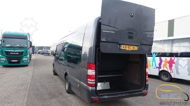 Reisebus MERCEDES-BENZ Sprinter 516 21 Sitze mit großem Gepäck