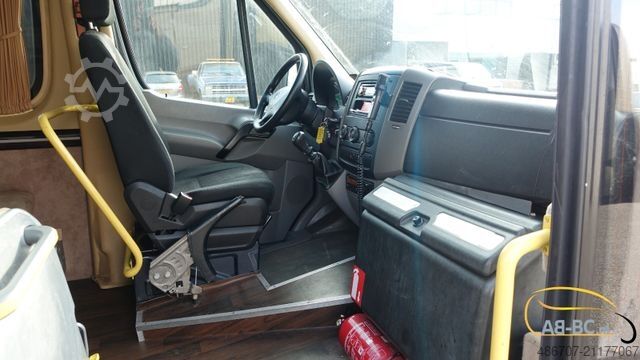 Reisebus MERCEDES-BENZ Sprinter 516 21 Sitze mit großem Gepäck