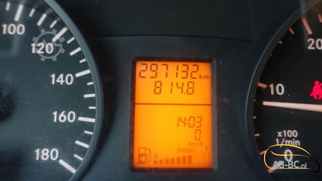 Reisebus MERCEDES-BENZ Sprinter 516 21 Sitze mit großem Gepäck