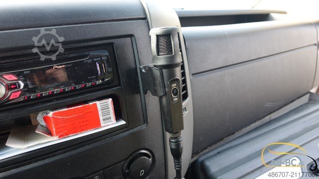 Reisebus MERCEDES-BENZ Sprinter 516 21 Sitze mit großem Gepäck