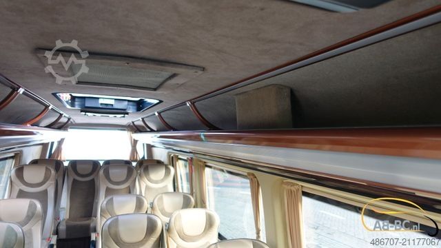 Reisebus MERCEDES-BENZ Sprinter 516 21 Sitze mit großem Gepäck