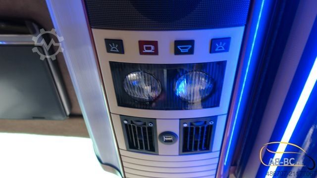 Reisebus MERCEDES-BENZ Sprinter 516 21 Sitze mit großem Gepäck