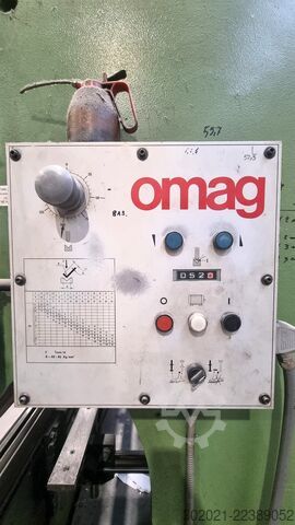 Hydraulische Abkantpresse und Tafelschere Omag 