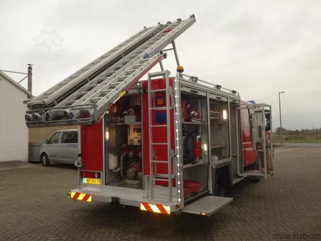 Löschfahrzeug Mercedes-Benz 1325 godiva pump bomberos