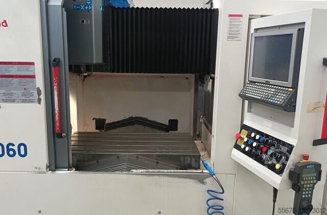 Vertical machining center KONDIA HM 1060