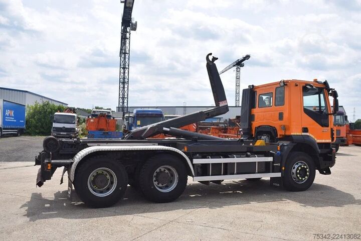Hook arm system Iveco TRAKKER 360