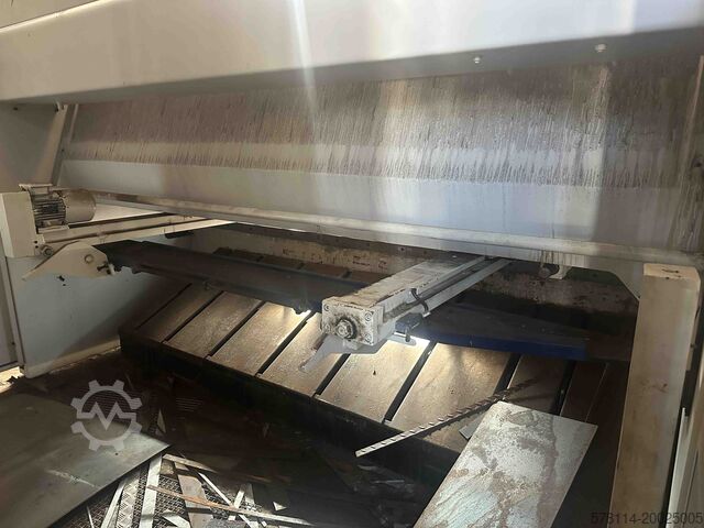 Hydraulic guillotine shear MVD B13/3100