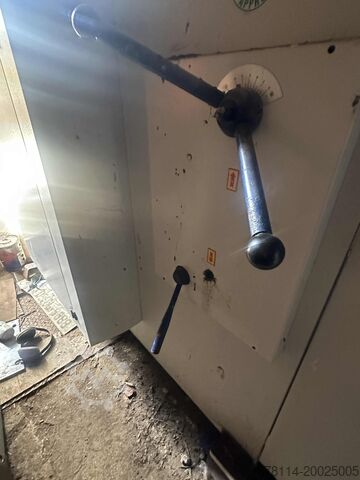 Hydraulic guillotine shear MVD B13/3100