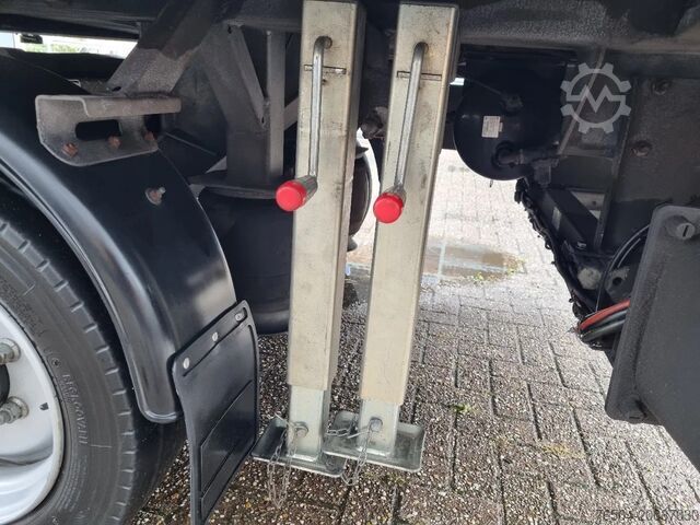 Closed box Mercedes-Benz Sprinter 516 CDI BE Clixtar/ Webasto/ 27 KUB/ N...