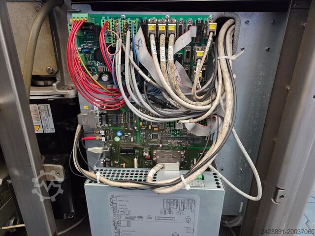 Vacuum stuffer with loading Handtmann VF 628