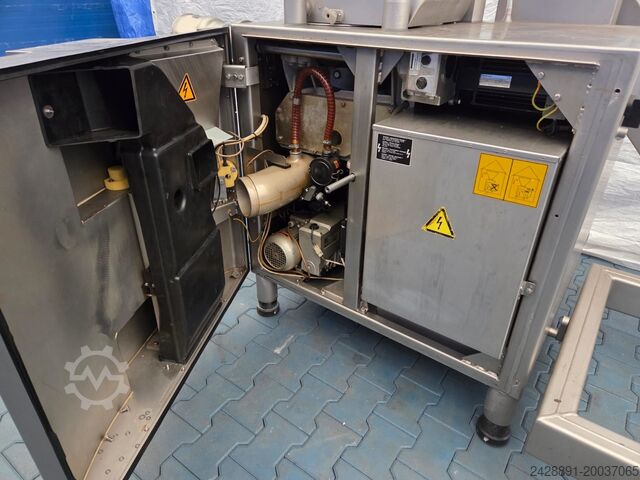 Vacuum stuffer with loading Handtmann VF 628