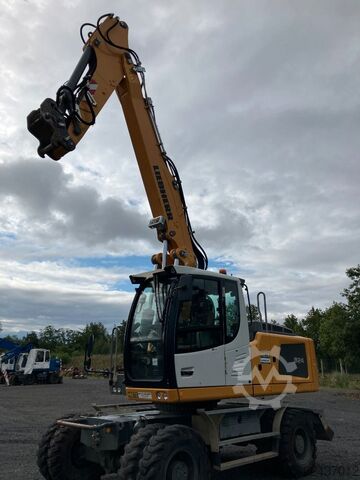 Mobilbagger LIEBHERR A924