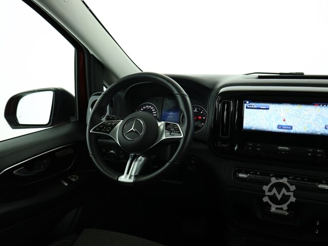 Minibus Mercedes-Benz Vito 114 CDI Tourer PRO Lang ACC AHK AUT Kam. LM