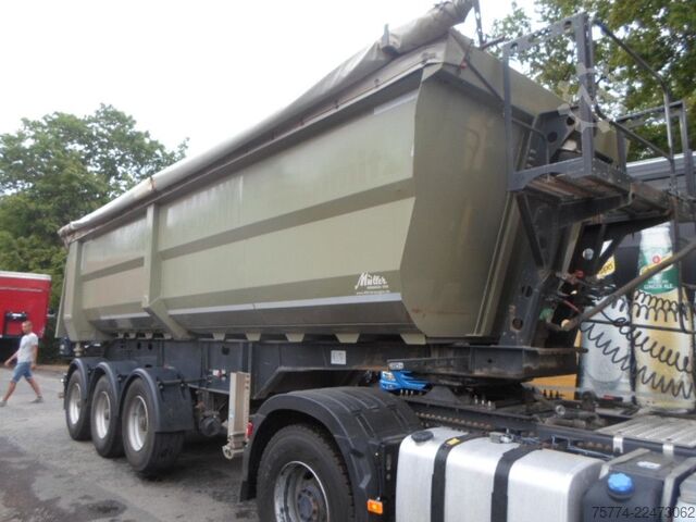 Tipper semitrailer MÜLLER STAHLMULDE/ ca. 28 m3