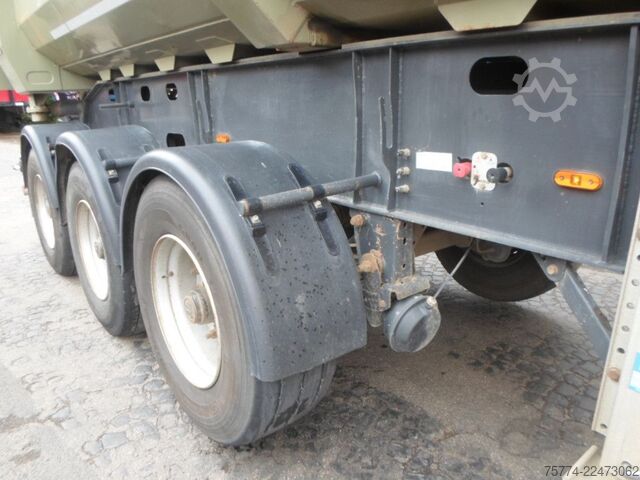 Tipper semitrailer MÜLLER STAHLMULDE/ ca. 28 m3