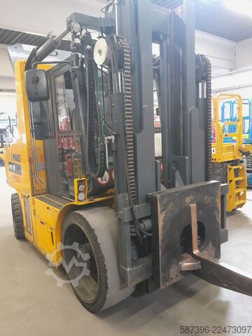 Compact Forklifts - Electric Paus PSE10
