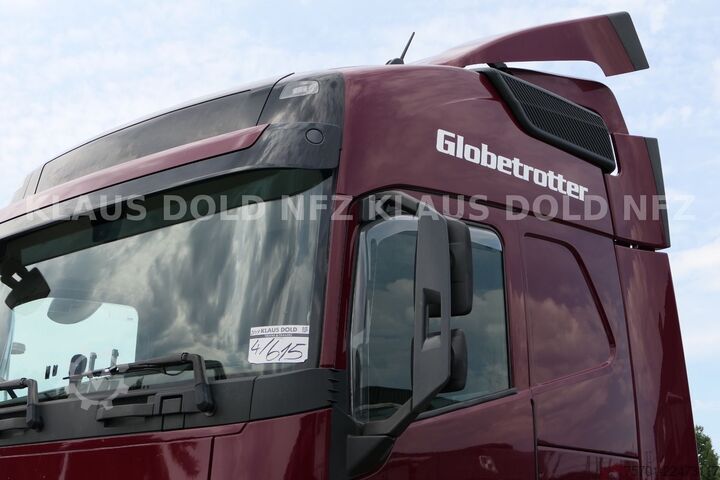 Standard tractor unit VOLVO FH 420 Globetrotter Motorschaden