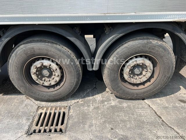 Kühlanhänger FZ.U.LK-Techn. Tandem Kühlkoffer mit LBW