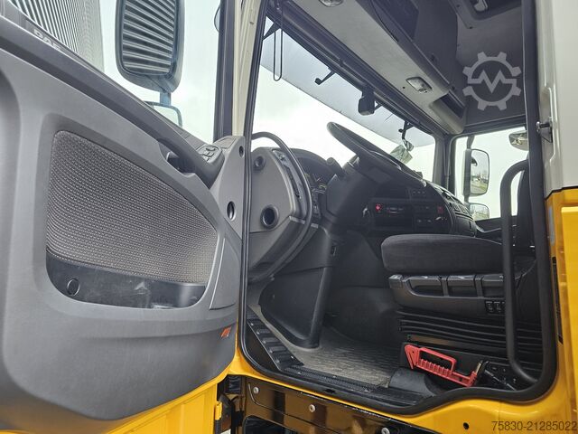 Standard-SZM DAF DAF XF 460 / 4x2 SPACECAB / NL-TRUCK
