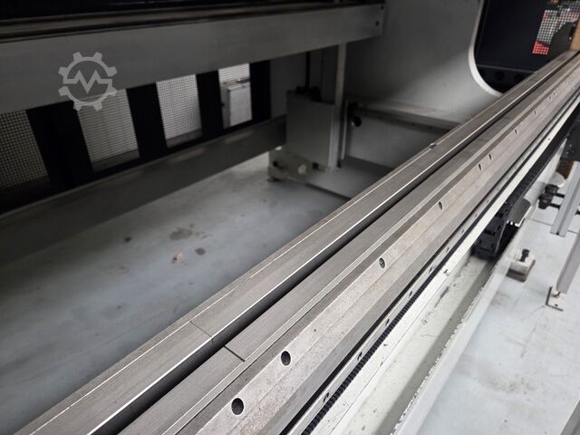 Abkantpresse LVD PPEB 135 / 30 Easyform