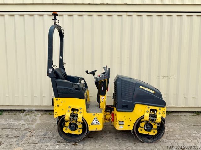 Single drum roller BOMAG BW80AD-5 / 2020 BJ / 426 H / 1.550 KG