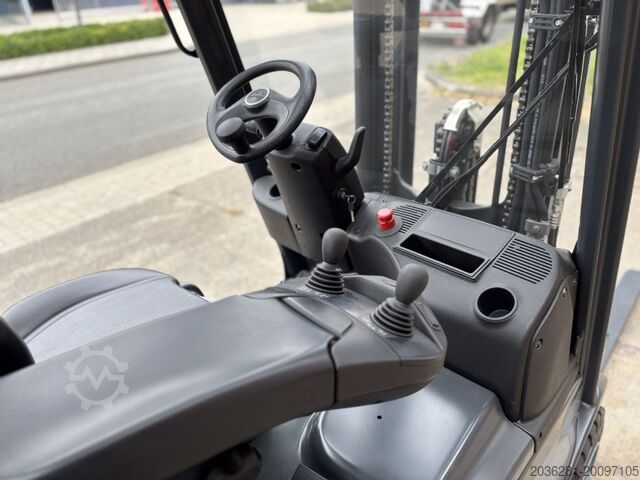 Elektro 3 Rad-Stapler Linde E14-02