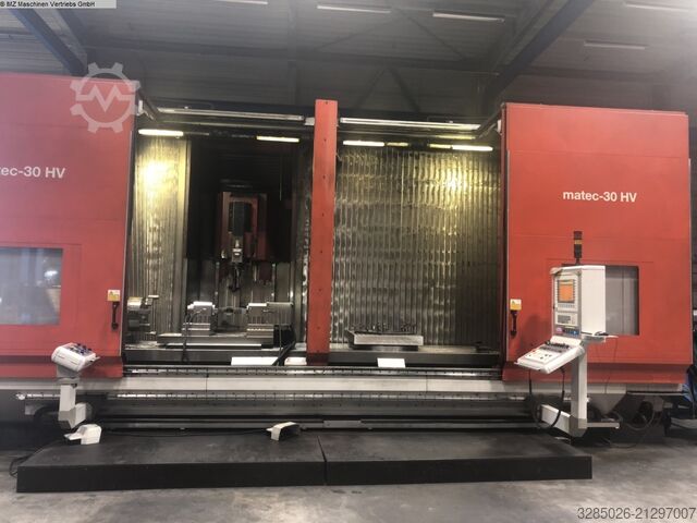 Universal machining center Matec 30HV 2009