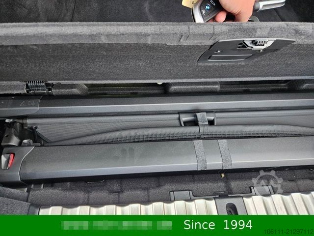 Minibus BMW 318 d Touring Navigation  PDC