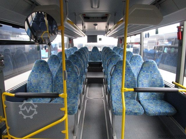 Intercity bus MERCEDES-BENZ O 560 Intouro, Euro 6, 50 Sitze, 1. Hand, 2 Stk.