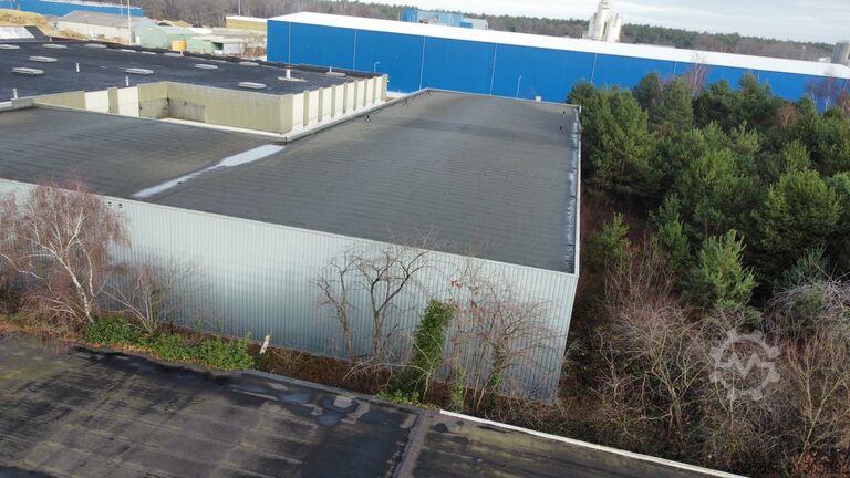 Gewerbeimmobilie 22x70 + 23x20 m Resteel 