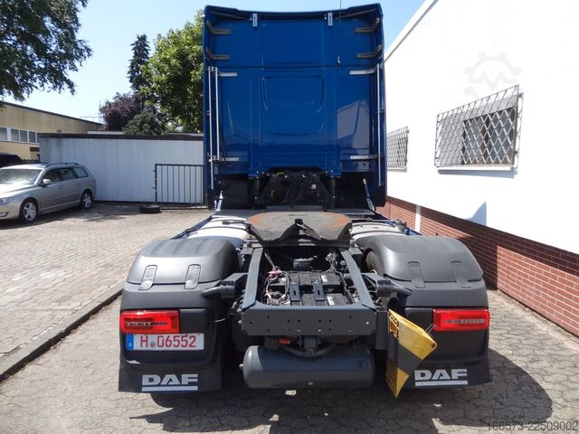 Standard tractor unit DAF XG 480 FT Retarder