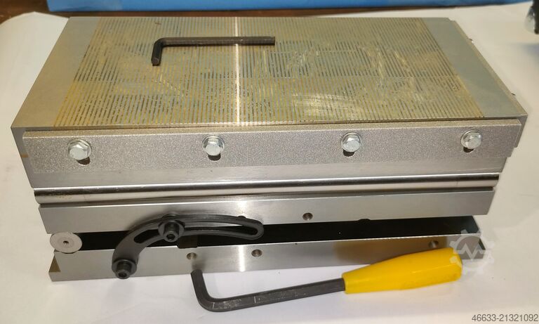 Double sine table with magnetic clamping plate Matchling