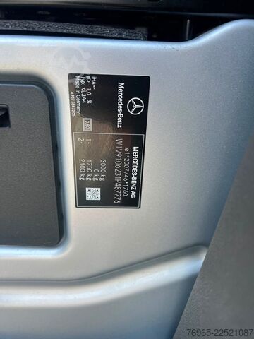 Kastenwagen hoch MERCEDES-BENZ Sprinter 215 9G-TR HOCH+LANG KLIMA 3-SITZ KAMERA
