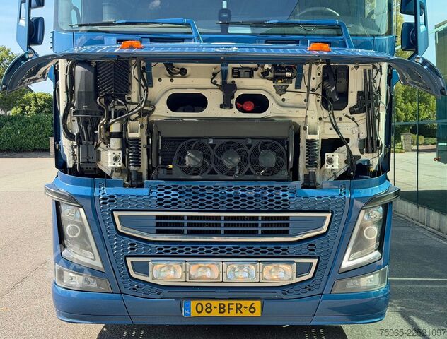 Kühlkoffer-LKW VOLVO FH 16.650 XL 6X2 FULL AIR FULL OPTIONS SIDE DOOR