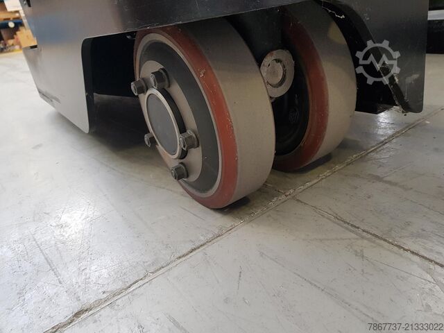 Four-way forklift Mitsubishi RBM20N2