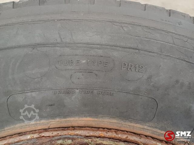 Tyre Michelin Occ vrachtwagenband 7.50R20 128/127L Michelin