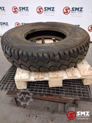 Tyre Pirelli Occ band 11.00R22.5 Pirelli Centurato