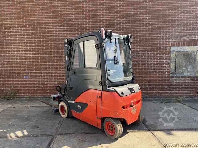 Elektro 4 Rad-Stapler Linde E20PHL-02