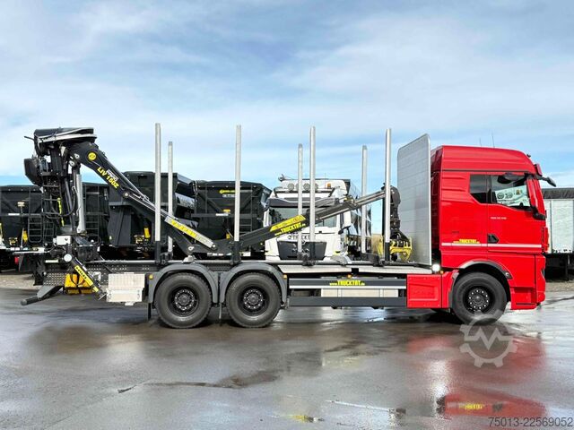 Holztransporter LKW MAN TGX 33.510 BL CH 6X4 mit TajfunLIV 150Z96,MIETE?