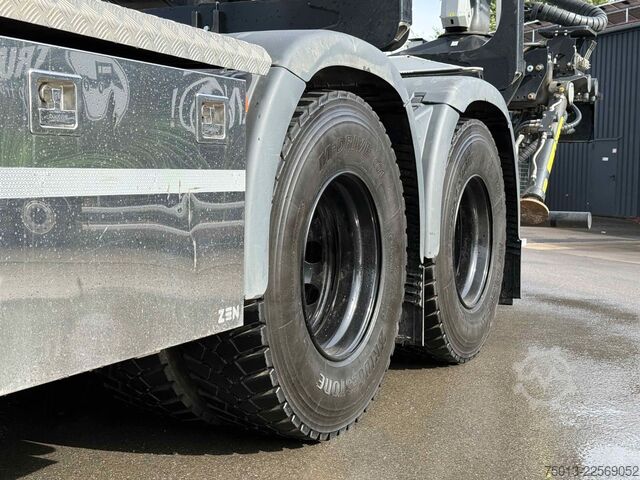 Holztransporter LKW MAN TGX 33.510 BL CH 6X4 mit TajfunLIV 150Z96,MIETE?