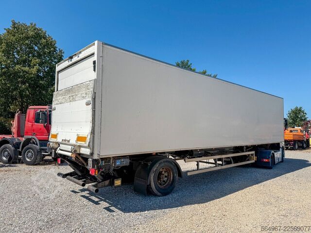 Box semitrailer KÖGEL SVKA10 1-Achs Ladebordwand