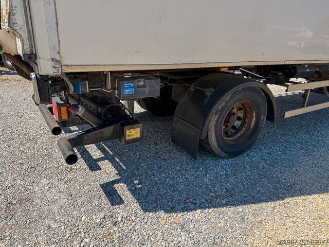 Box semitrailer KÖGEL SVKA10 1-Achs Ladebordwand