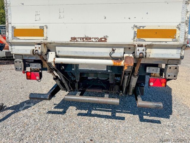 Box semitrailer KÖGEL SVKA10 1-Achs Ladebordwand