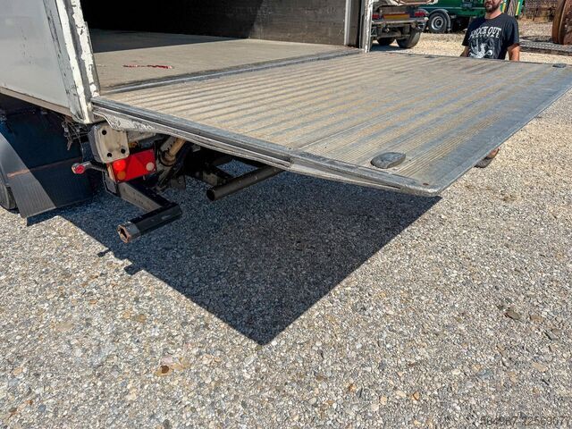 Box semitrailer KÖGEL SVKA10 1-Achs Ladebordwand