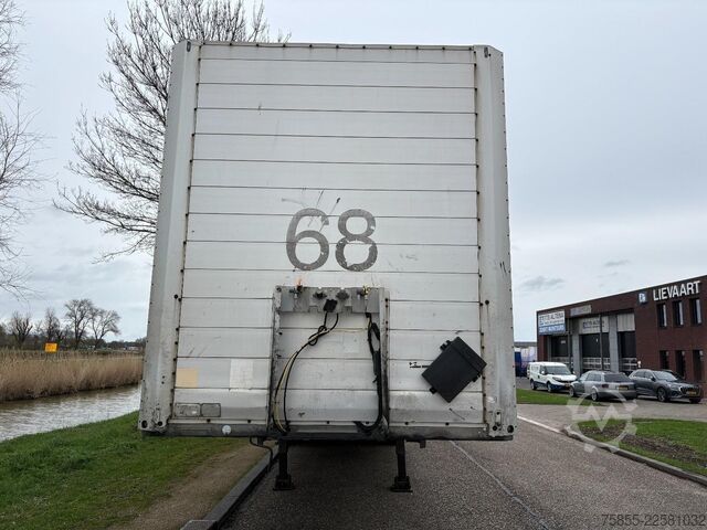 Box body Schmitz SKO 24 3-Axle Box / SAF Axles / Discbrakes / Li...